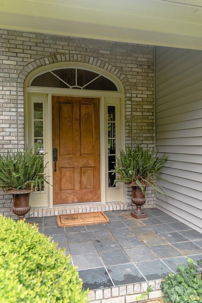 407 Turnberry Cir, Oxford, MS 38655 - photo 2