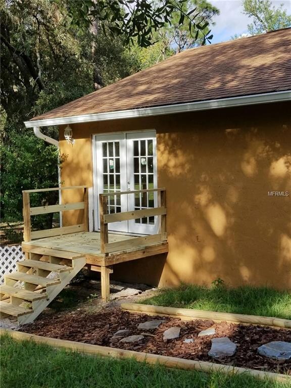 Deck off of inlaw suite master bedroom