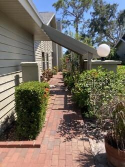 Entryway to front door.
