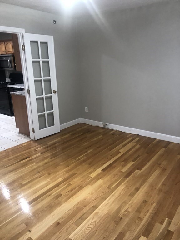 27 Shawmut Ave unit 5, Weymouth, MA 02189 - photo 5