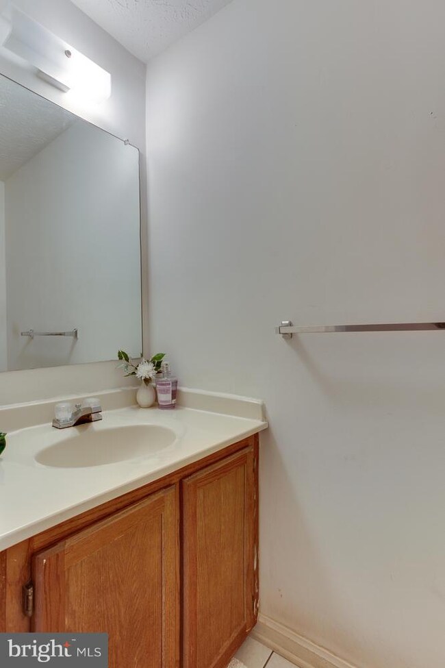 7225 Procopio Cir, Columbia, MD 21046 - photo 5