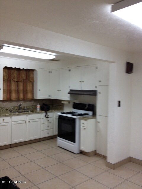 65 S. Alma School Rd. Mesa, AZ 85210