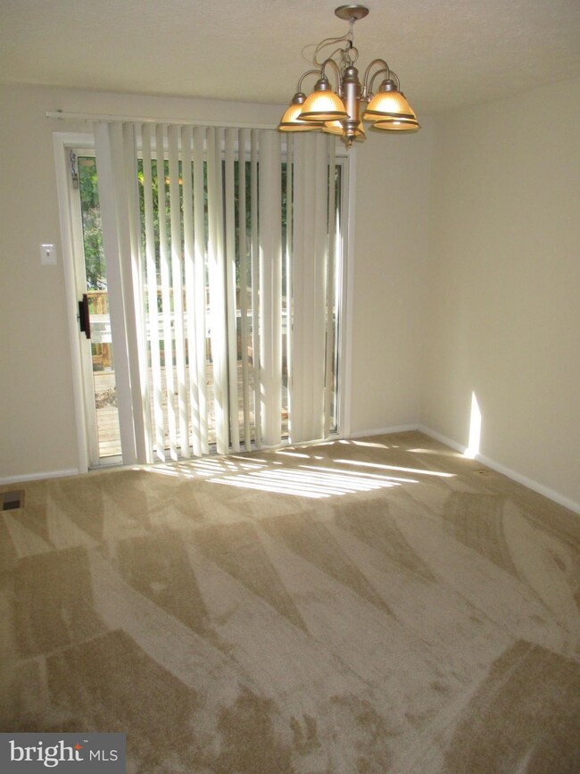 9971 Tuscarora Rd, Randallstown, MD 21133 - photo 6