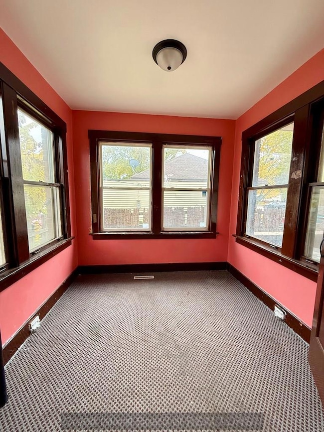 809 N Sycamore St, Grand Island, NE 68801 - photo 5