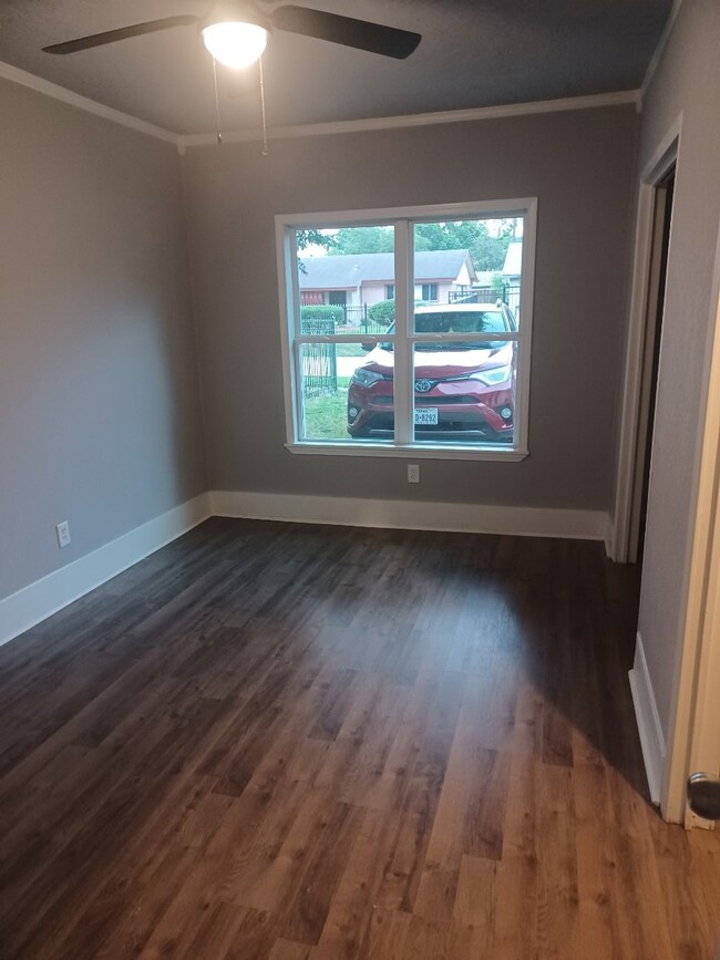 1803 Beaver Bend Rd, Houston, TX 77088 - photo 7