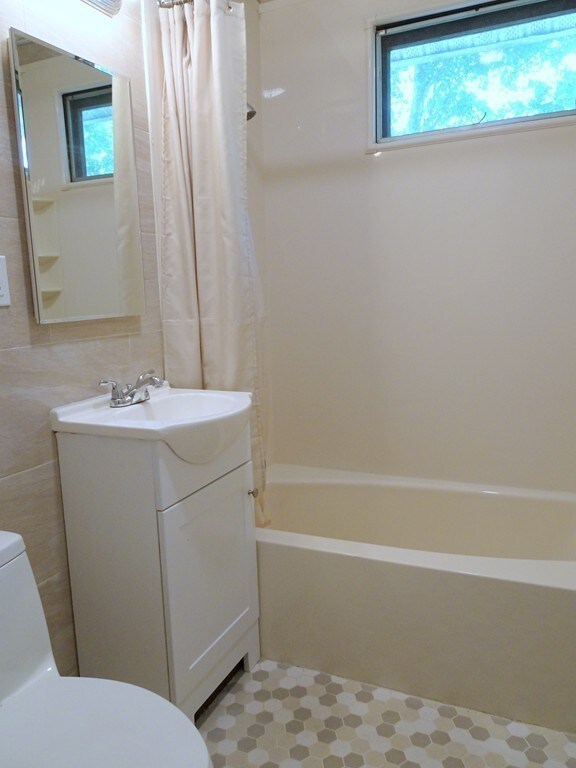 655 Hammond St unit 2, Chestnut Hill, MA 02467 - photo 6