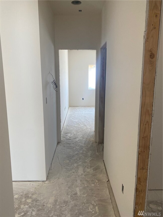 18 S Millbrook Loop, East Wenatchee, WA 98802 - photo 6