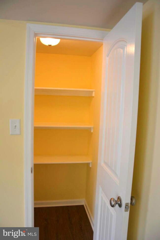 63 Lobo Ln, Inwood, WV 25428 - photo 4