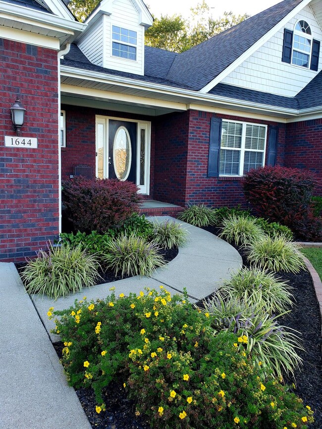 1644 Tedrow Trail, Lawrenceburg, KY 40342 - photo 4