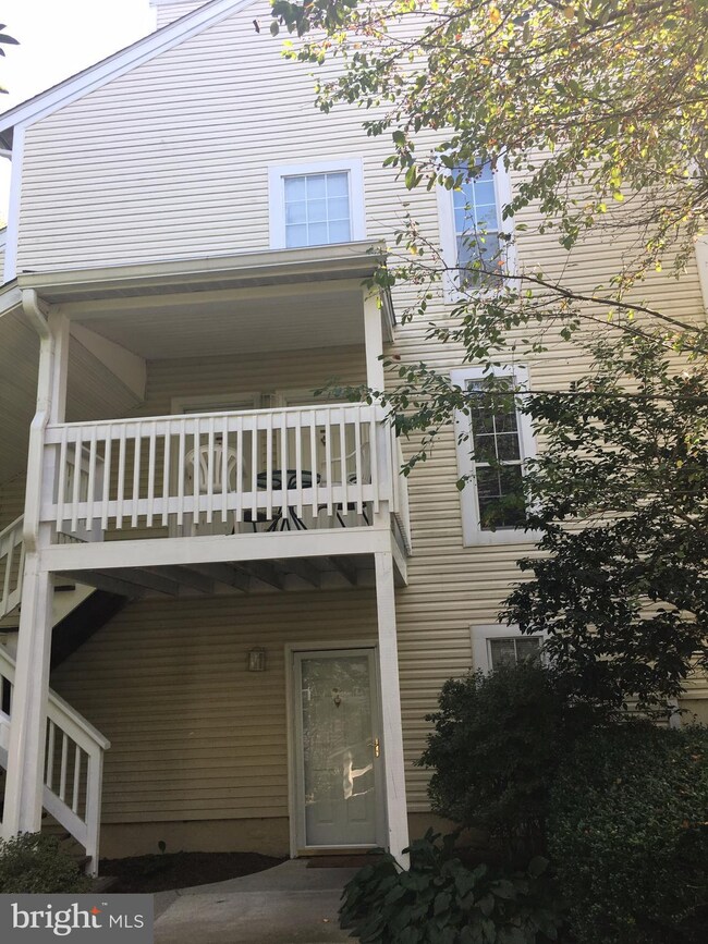 11970 Cardamom Dr, Woodbridge, VA 22192 - photo 4