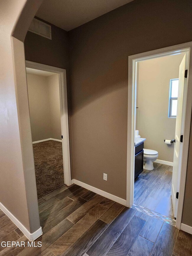 13602 Lancashire Dr, Horizon City, TX 79928 - photo 5