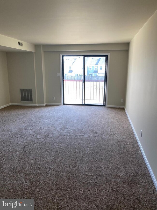 200 Chesterfield Ln unit 203, Stafford, VA 22556 - photo 6