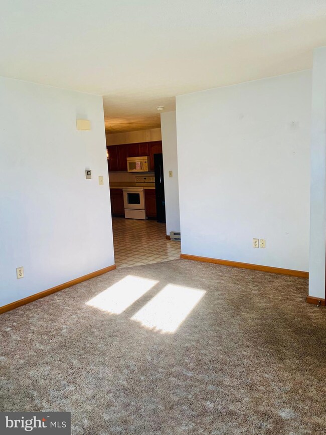 1129 Progress Rd, Chambersburg, PA 17201 - photo 6