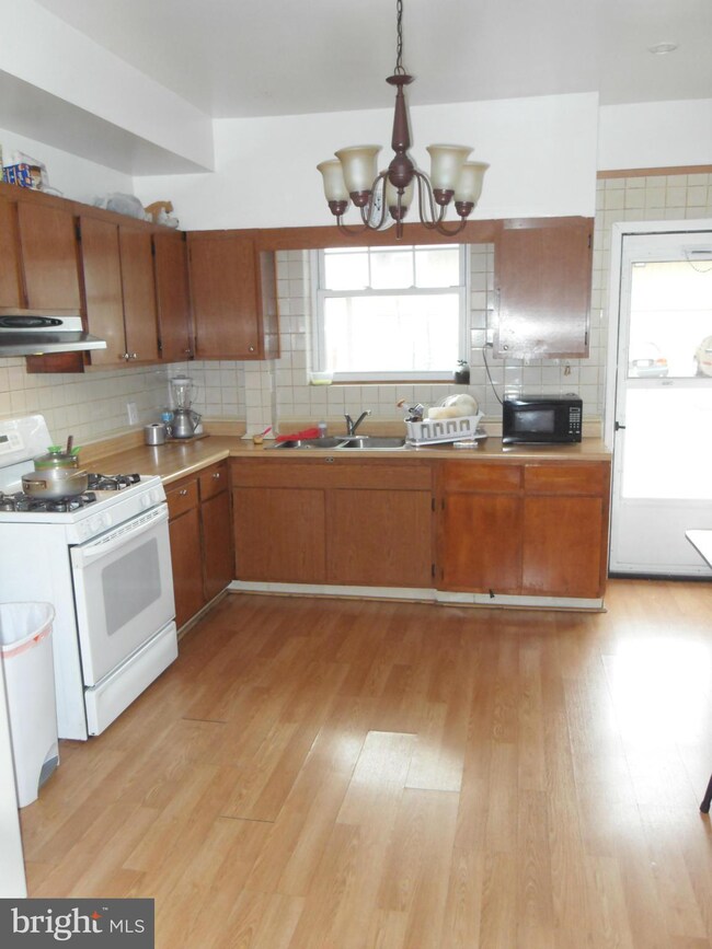 21 S Kresson St, Baltimore, MD 21224 - photo 5