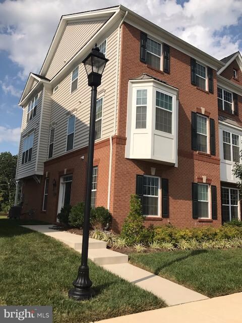 23277 Carters Meadow Terrace, Ashburn, VA 20148 - photo 2