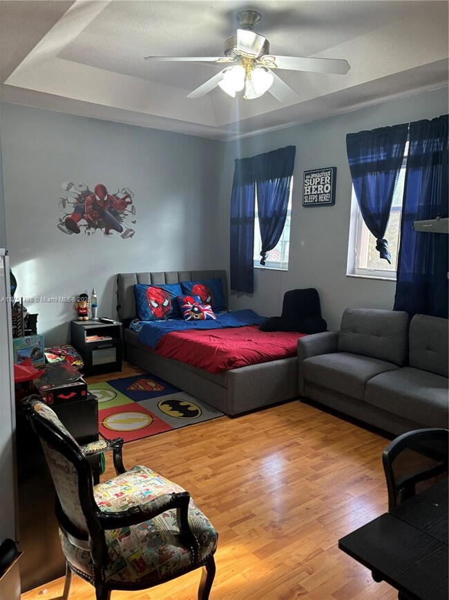 4321 NW 114th Path, Doral, FL 33178 - photo 5