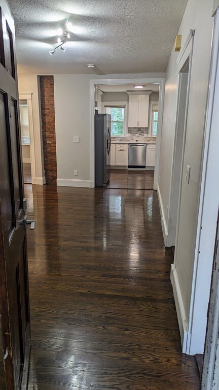 128 King St unit 1, Dorchester, MA 02122 - photo 2