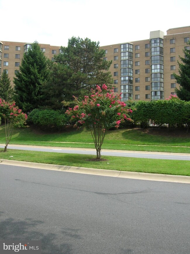 The Fairways unit 6-303, Silver Spring, MD 20906 - photo 7