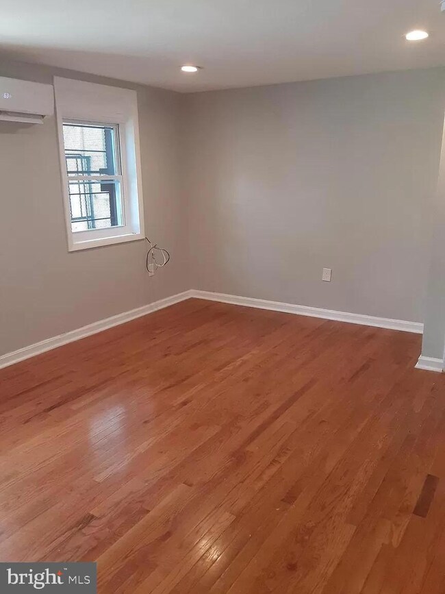 1712 W Lombard St unit 2, Baltimore, MD 21223 - photo 3