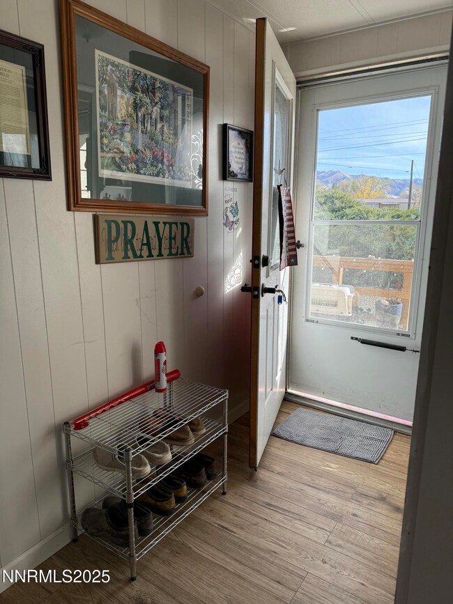 6140 Venus St, Winnemucca, NV 89445 - photo 4