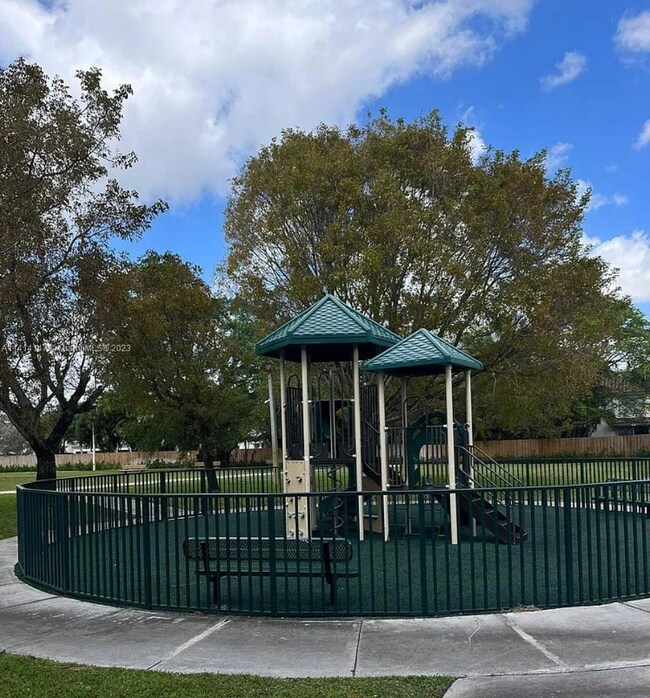 11467 NW 51st Terrace, Doral, FL 33178 - photo 3