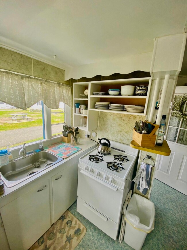 1277 Post Rd unit 124, Wells, ME 04090 - photo 4