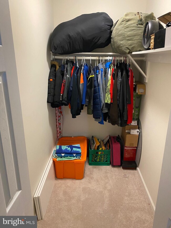 808 Elfin Ave, Capitol Heights, MD 20743 - photo 5