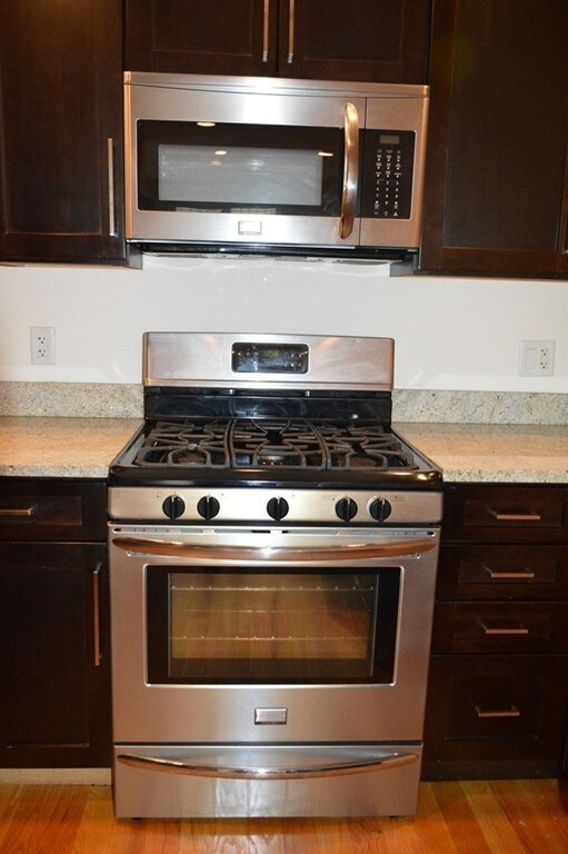 178 W 4th St unit 1A, Boston, MA 02127 - photo 3