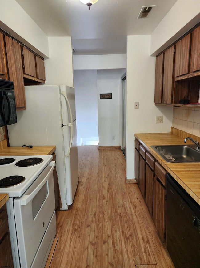 20 Country Oak Ln unit 20, Egg Harbor Township, NJ 08234 - photo 6