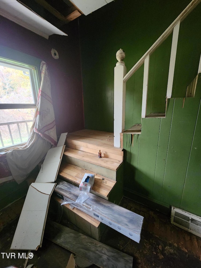 169 J and M Belcher Dr, Haysi, VA 24256 - photo 7