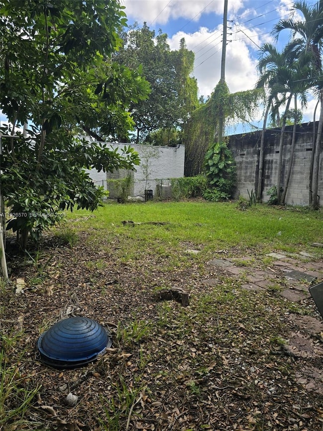 1250 NW 55th St unit None, Miami, FL 33142 - photo 4