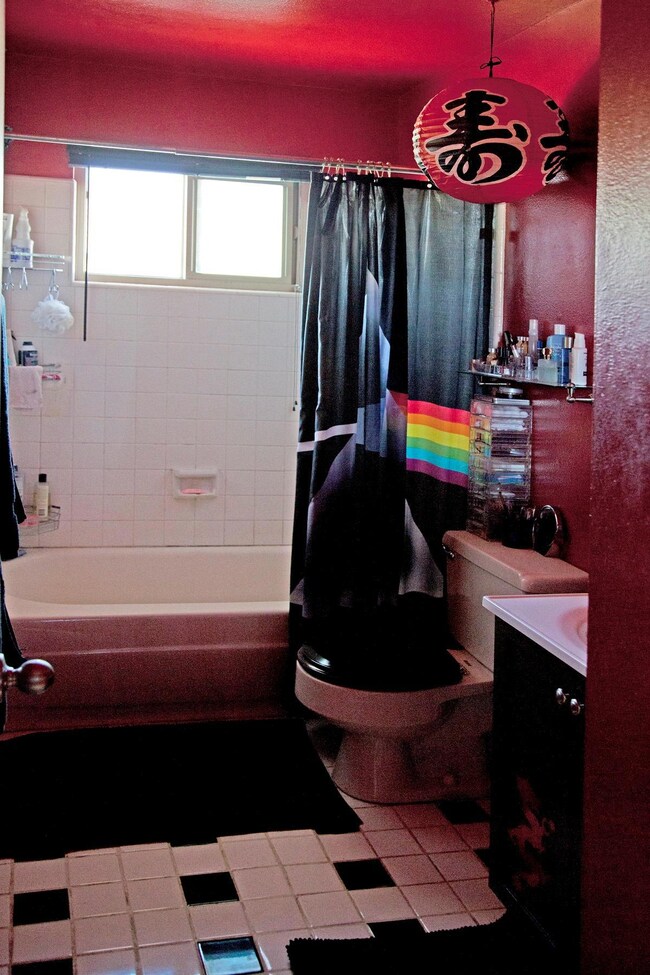 5926 Via Real Bath