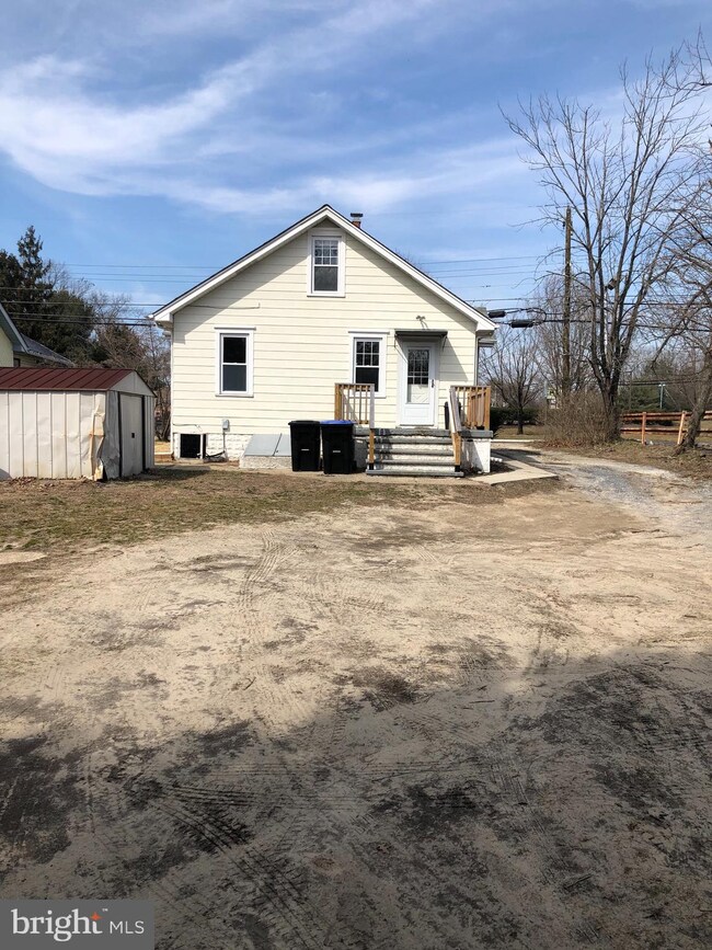 470 Atco Ave, Atco, NJ 08004 - photo 2