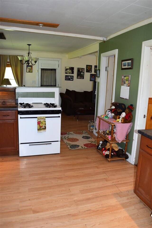 42 W Thomas Rd, Lunenburg, VT 05906 - photo 5