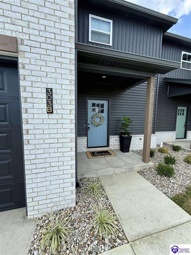 303 Village Brook Dr, Elizabethtown, KY 42701 - photo 3