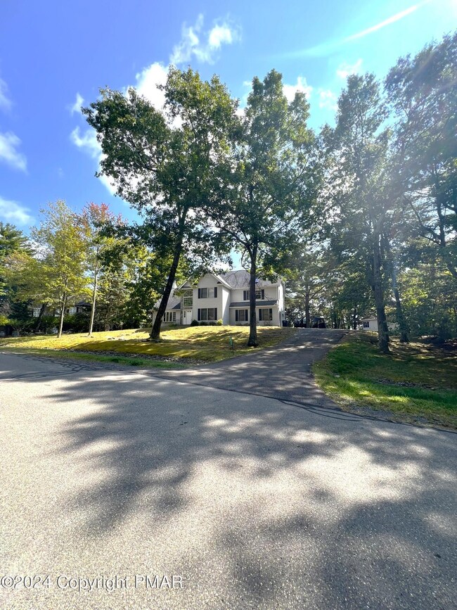 155 Water Tower Cir, East Stroudsburg, PA 18301 - photo 5