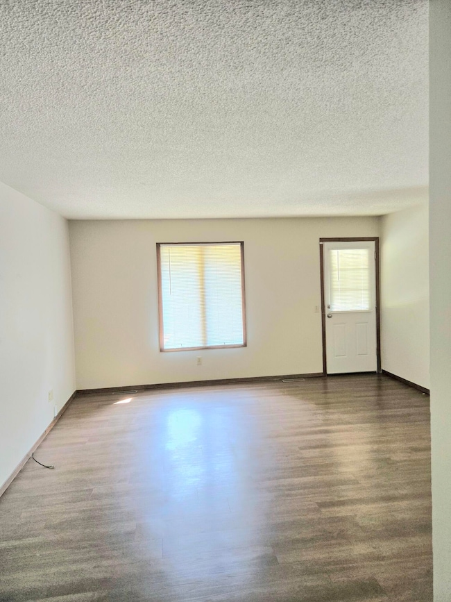 1010 W Cherokee St, Springfield, MO 65807 - photo 2