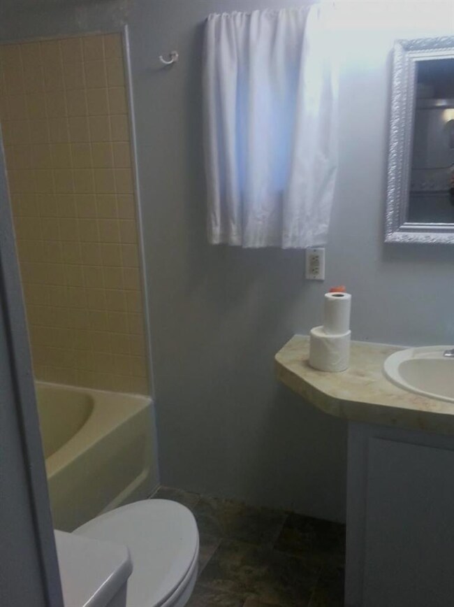 6150 Monument Dr unit 16, Grants Pass, OR 97526 - photo 5