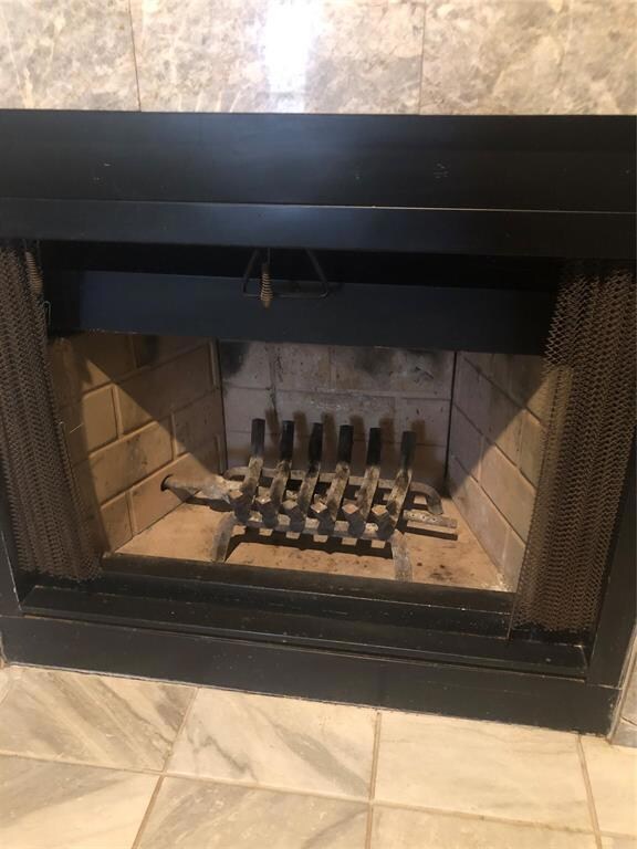 Fireplace has gas starter