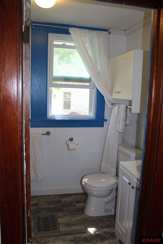 808 N 4th St, Mankato, MN 56001 - photo 7