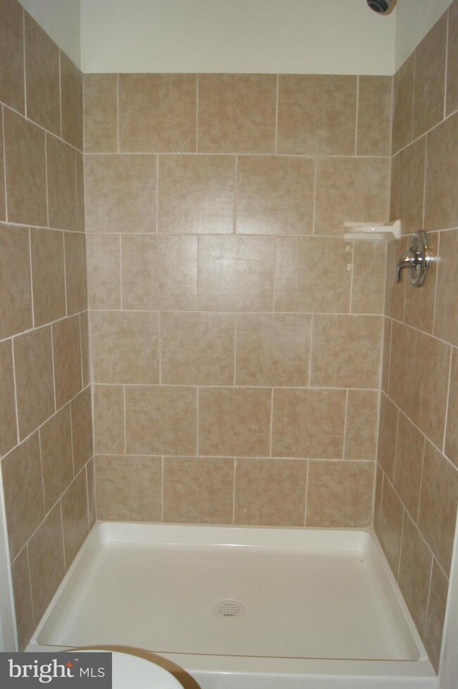 3 Burbage Ct, Nottingham, MD 21236 - photo 6