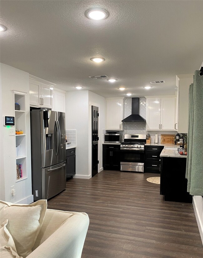 3514 Whitestone Dr, Pearland, TX 77584 - photo 4