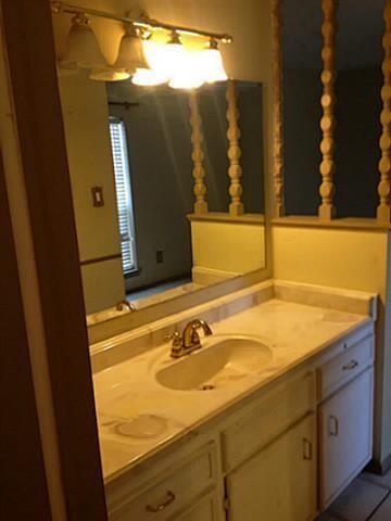 Master vanity