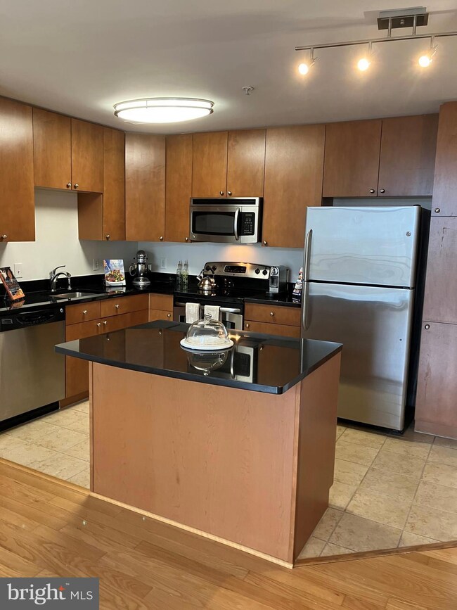 One National Harbor, Oxon Hill, MD 20745 - photo 5