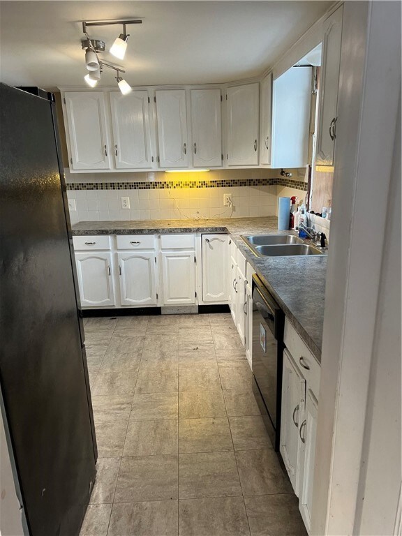 57 Schaeffer St, Wakefield, RI 02879 - photo 4