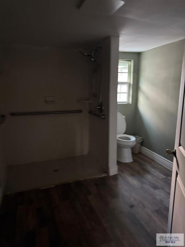 1009 S Dakota St, Harlingen, TX 78552 - photo 7