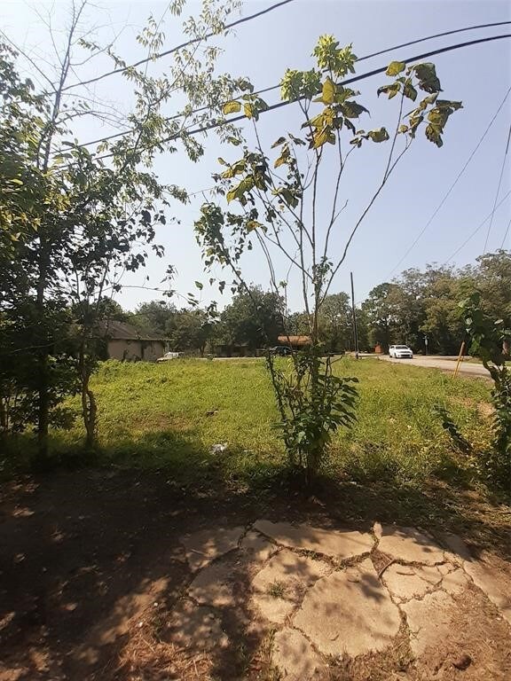 7001 Saint Augustine St, Houston, TX 77021 - photo 4