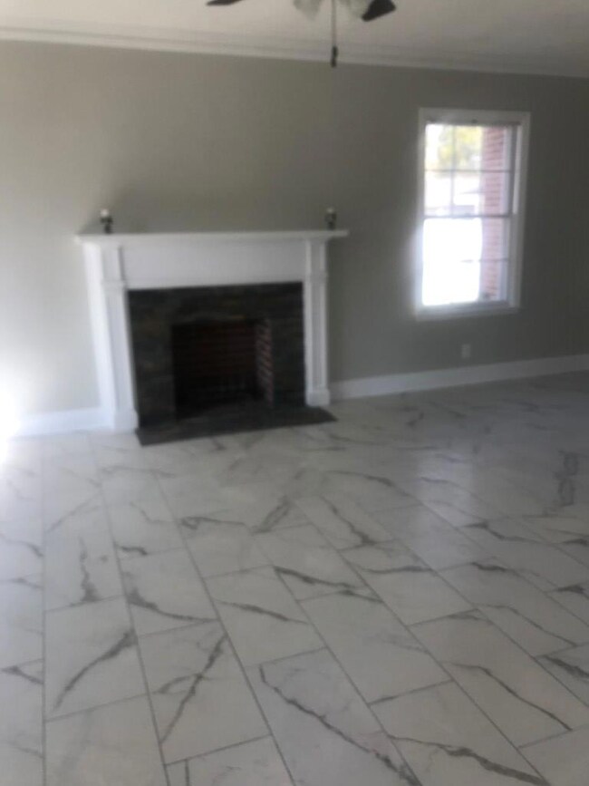 610 College Ave S, Douglas, GA 31533 - photo 4