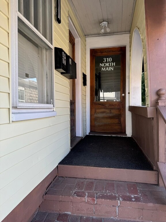 310 N Main St, Uxbridge, MA 01569 - photo 3