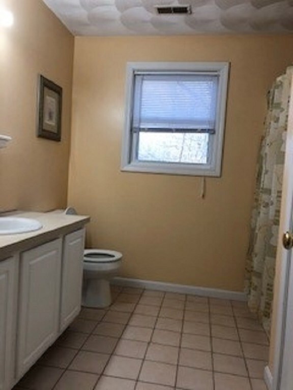 40 Woodmist Cir, Coventry, RI 02816 - photo 6